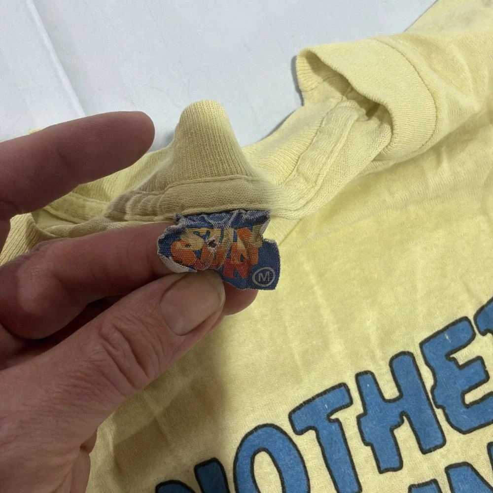 Very Rare Vintage 1978 Garfield Big‎ Logo Crew Neck Yellow Sun Label Wisconsin